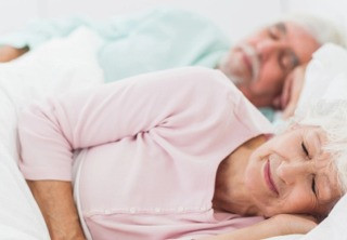 Как да изберем възглавница за възрастен човек